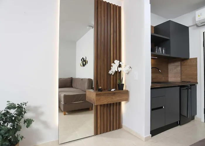 Danae Comfort Living *