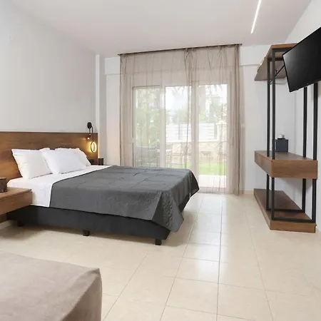 Danae Comfort Living