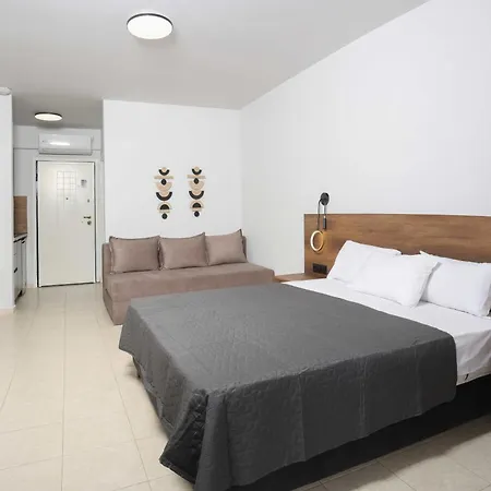 Danae Comfort Living