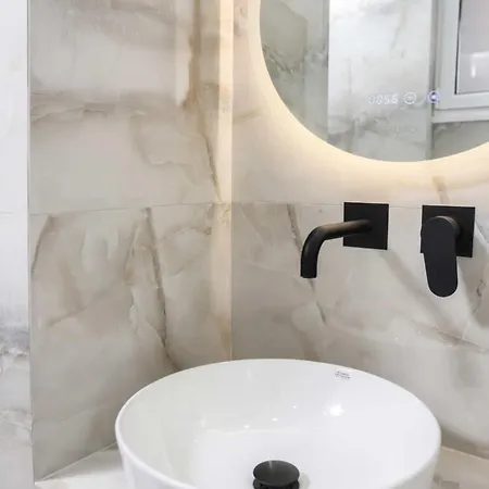 Danae Comfort Living