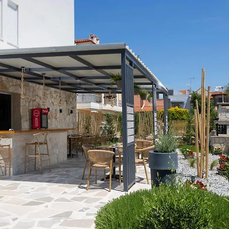 Danae Comfort Living *