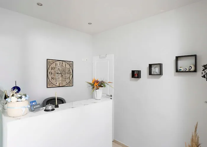 Danae Comfort Living 아파트 *