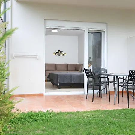 Danae Comfort Living Apartment Pefkochori